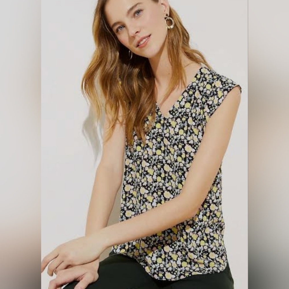 LOFT Black Floral Cap-Sleeve Blouse with Yellow and White Flowers
